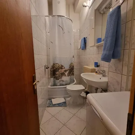 Apollo - Porat 4 * Drašnice